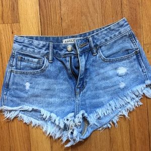 Pacsun Bullhead Denim Jean shorts size 25
